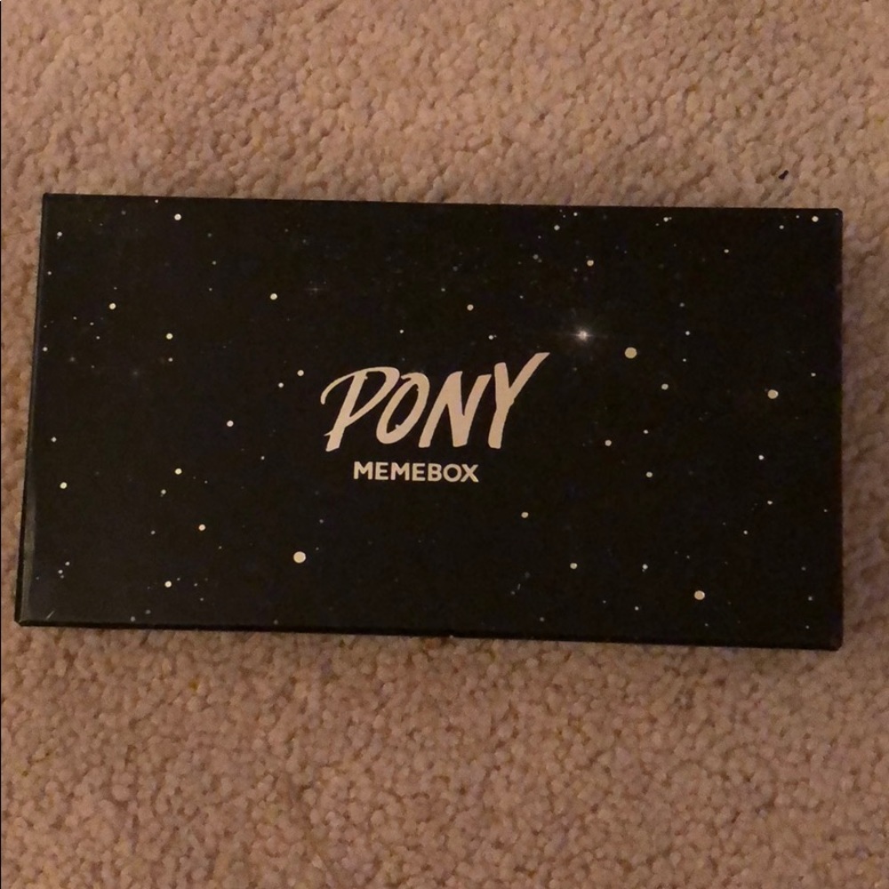Memebox Pony Shine Glam Easy Eyeshadow Palette